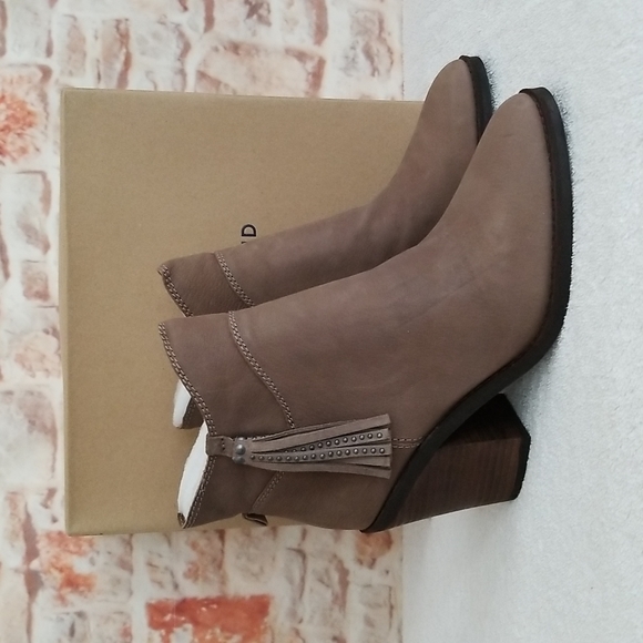 Lucky Brand Shoes - New Lucky Brand Pavel Leather Bootie